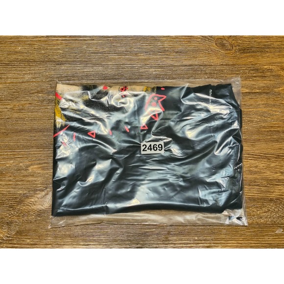 Brisco Brands Women's Size‎ M Black Graffiti Mona Lisa Graphic T-Shirt - Picture 8 of 8